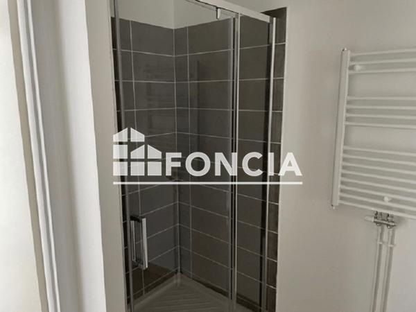 Location Appartement 2 pièces 39.25 m² - 10 PLACE DE LA FRATERNITE Angers 49000