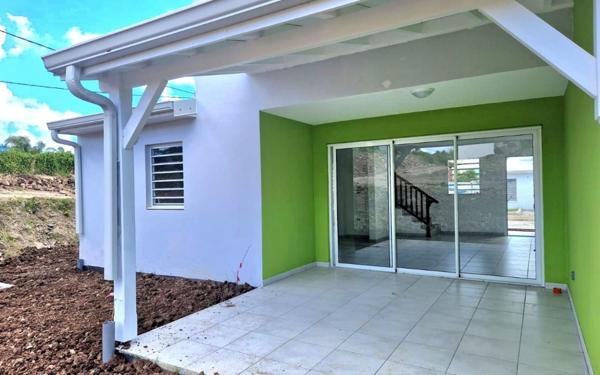 Maison à louer    4 pièces •  Le Diamant