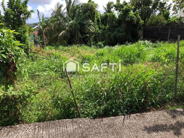 PARCELLE DE 515 M2 - SAINT-ESPRIT