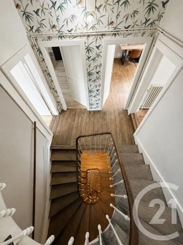 Maison à vendre  8 pièces - 191,90 m 2   MOULINS  - 03