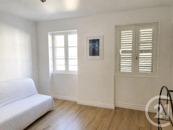 Maison à vendre  8 pièces - 191,90 m 2   MOULINS  - 03