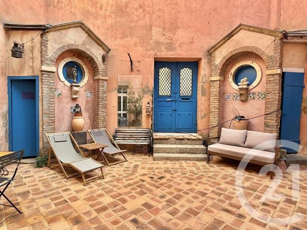 Maison à vendre  8 pièces - 191,90 m 2   MOULINS  - 03