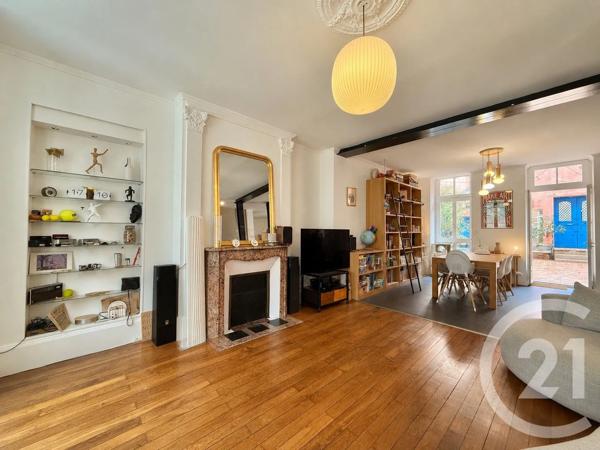 Maison à vendre  8 pièces - 191,90 m 2   MOULINS  - 03