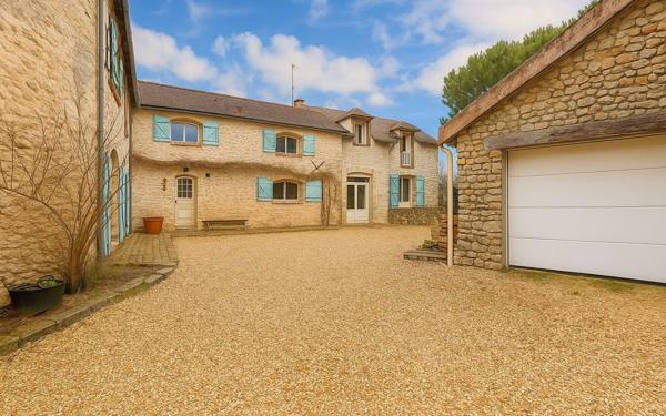 Maison à vendre    9 pièces • 225,35 m2 Morigny-Champigny