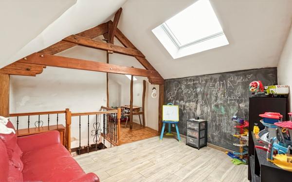 Maison à vendre    9 pièces • 225,35 m2 Morigny-Champigny