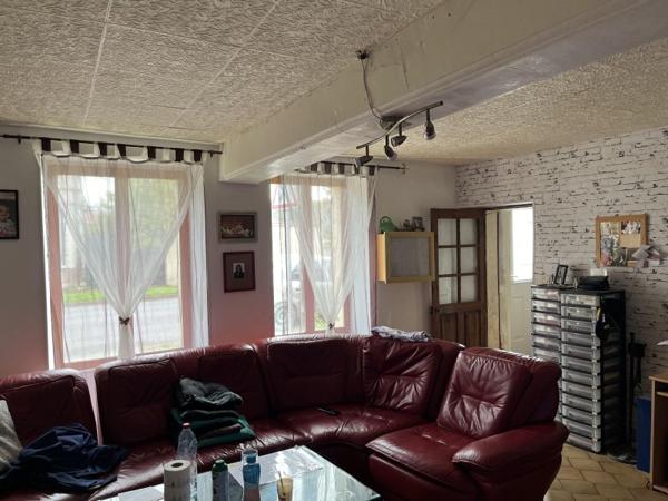 Vente / Maison de village à Romilly-sur-Seine (10100)
