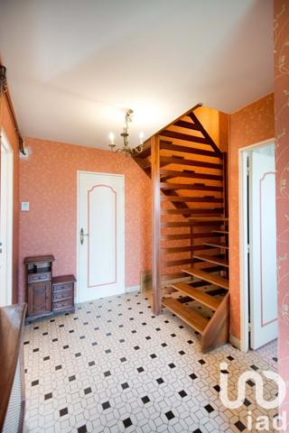 Maison traditionnelle 4 pièces de 95 m² à Amiens (80080)