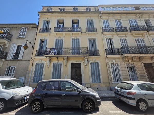 Appartement
                                                                                                                                                                                                                                                                                                                        3 pièce(s)                                                                                                                                                                                                          2 chambre(s)                                                                                                                                                                                                          54  m²