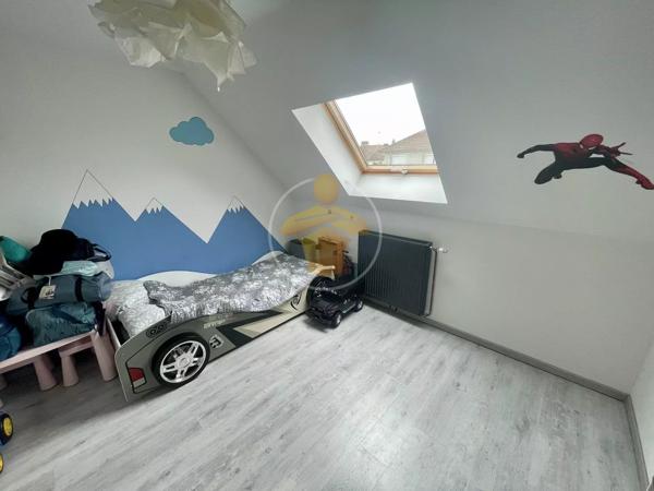 Vente                                                      Maison
                        
                     5 pièces                      110 m2                     à Tergnier