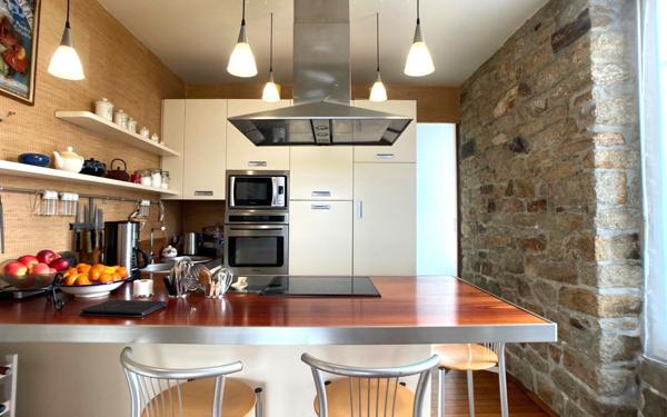 Immeuble à vendre    13 pièces •  Douarnenez