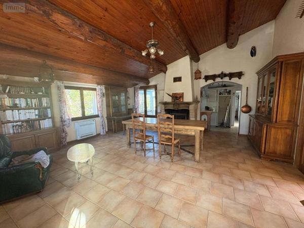 Maison à vendre à Villeneuve dans les Alpes-de-Haute-Provence (04180), ref : 04022-114