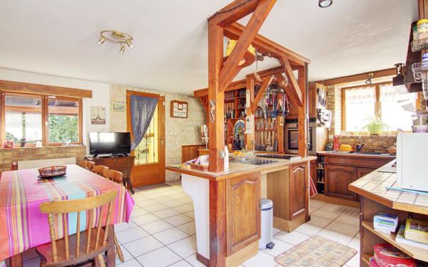 Maison à vendre    3 pièces • 88,48 m2 Saint-Martin-la-Plaine