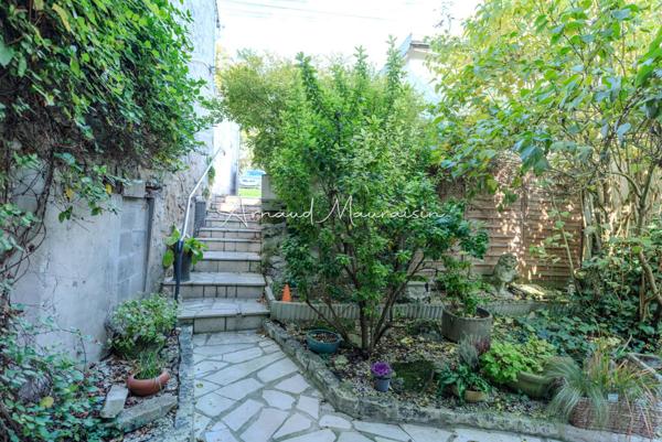 Charme de l'ancien au coeur de Montgresin !