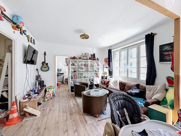 A vendre charmant T3 au coeur de la Rive Droite, à deux pas de la rue de Siam