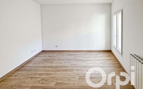 Maison à vendre    4 pièces •  Jonquières-Saint-Vincent