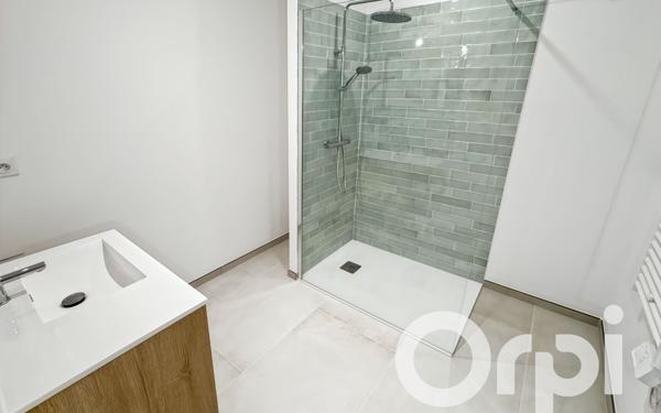 Maison à vendre    4 pièces •  Jonquières-Saint-Vincent