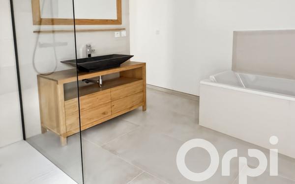 Maison à vendre    4 pièces •  Jonquières-Saint-Vincent