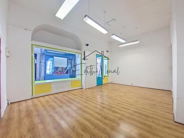 Millau (12100) LOCAL COMMERCIAL HYPER CENTRE - VENDU LIBRE DE TOUTE OCCUPATION