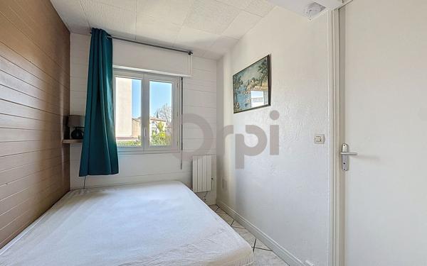 Appartement à vendre    2 pièces • 28,06 m2 Fréjus