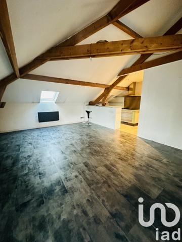 Appartement 5 pièces de 120 m² à Bruay-la-Buissière (62700)