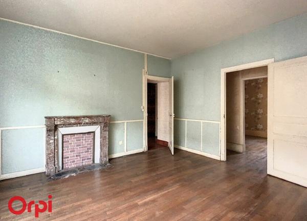 Maison à vendre    4 pièces •  Bézenet