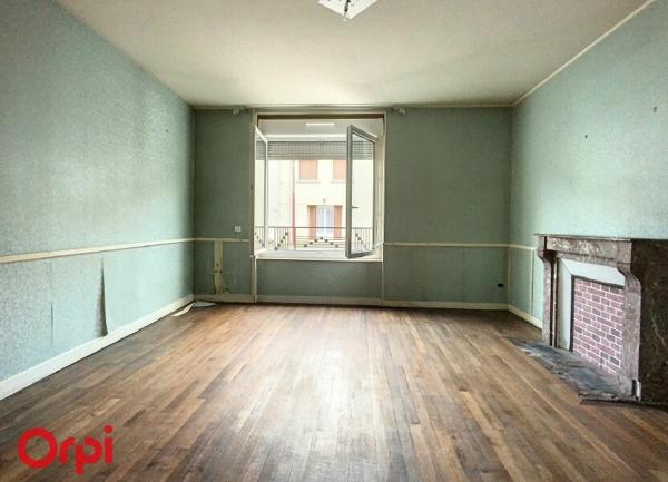 Maison à vendre    4 pièces •  Bézenet