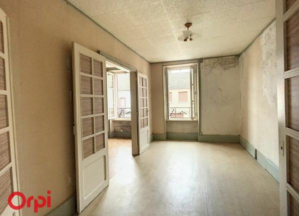 Maison à vendre    4 pièces •  Bézenet