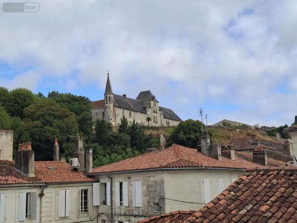 Achat - Appartement Saintes 17100 4 pièces 96 m 2 112 m 2