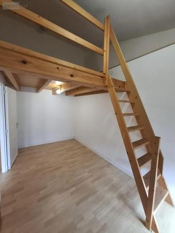Achat - Appartement Saintes 17100 4 pièces 96 m 2 112 m 2