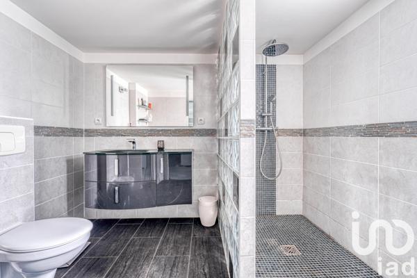 Maison à vendre 6 pièces 125 m² Vaires-sur-Marne