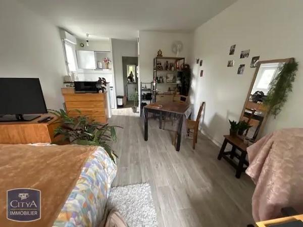 Appartement à louer 1 pièce 24.82m² Poitiers (86000)