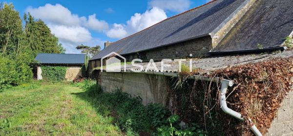 Corps de ferme à rénover sans vis à vis.