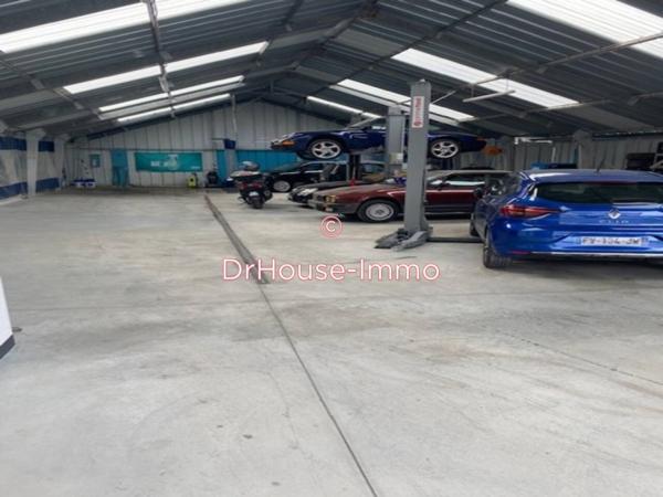 Commerce à vendre de 1 200 m²