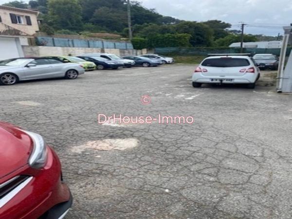 Commerce à vendre de 1 200 m²