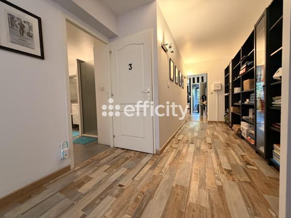 Appartement
         5 pièces
        - 150 m² Exclusivité 550 000 € *