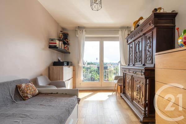 Appartement F3 à vendre  3 pièces - 64,01 m2 LA VARENNE ST HILAIRE - 94