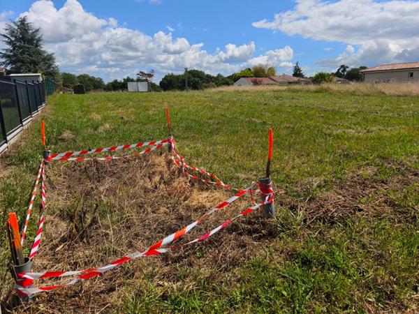 Terrain Poyanne 870 m2