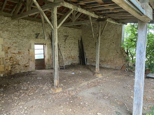 Maison à vendre à Javerlhac-et-la-Chapelle-Saint-Robert (24300) - Dordogne