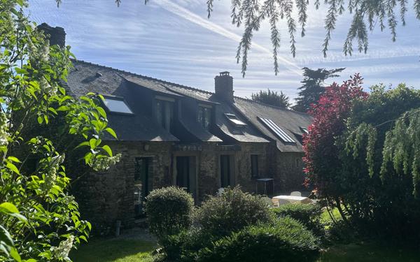 Maison à vendre    5 pièces • 300 m2 Surzur