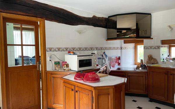 Maison à vendre    5 pièces • 300 m2 Surzur