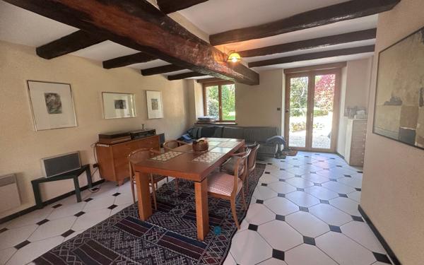 Maison à vendre    5 pièces • 300 m2 Surzur