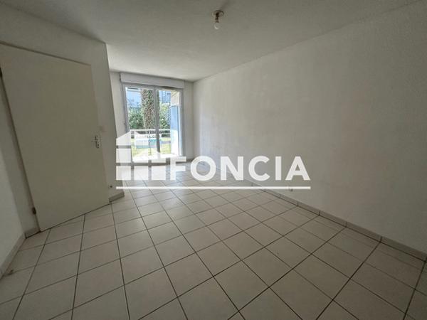 Location Appartement 2 pièces 38.72 m² - 91 RUE CHARCOT Albi 81000