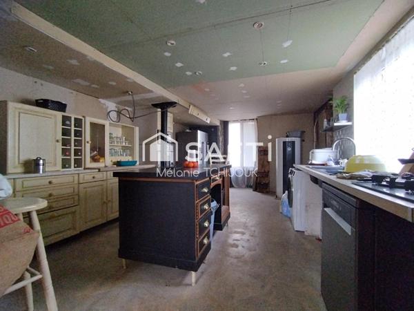 Maison de 5 pièces avec de nombreuses dépendances