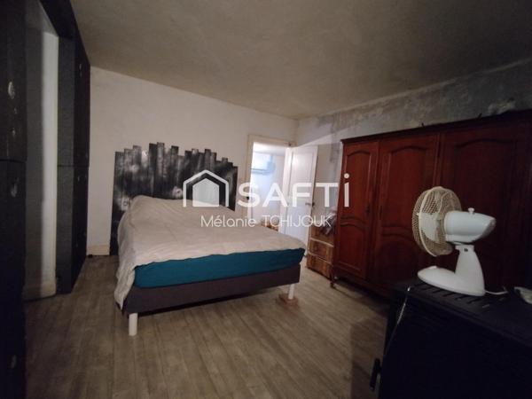 Maison de 5 pièces avec de nombreuses dépendances