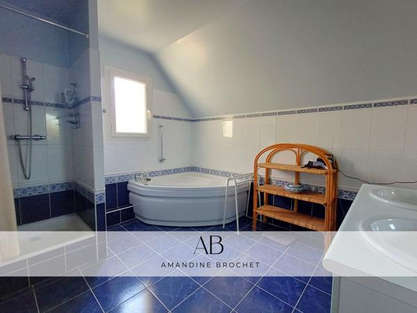 Maison 7 pièces - 180 m²