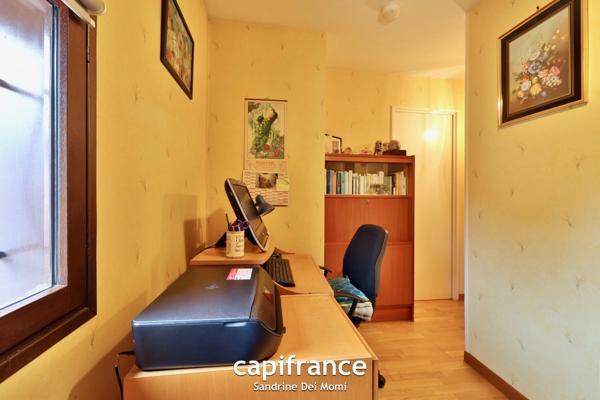 Francheville - Au calme - Maison de 94m² sur parcelle de 615m² avec garage