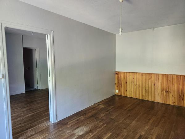 Maison à Excideuil, 24160 - 3 pièces 60m²