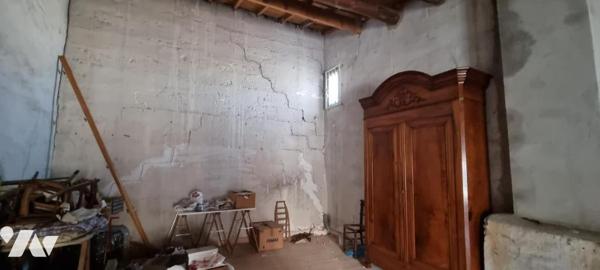 Maison de ville érigée en R+2 et d'une superficie habitable de 63,52 m²