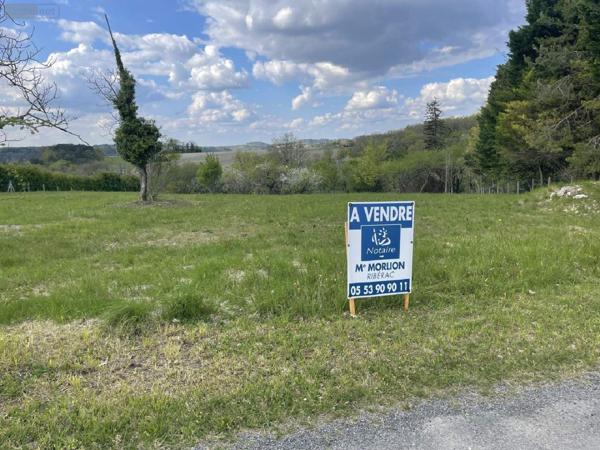 Terrain à Batir à vendre à Les Essards en Charente (16210), ref : 077/1358