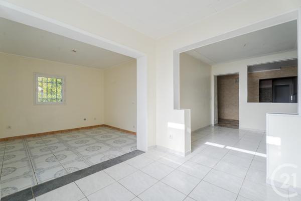 Maison à vendre  4 pièces - 108 m2 LORGUES - 83